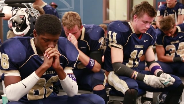 A high school football team comes together to defend their home field. Produced, directed, filmed, and edited by Tracy + David Stills and Motion (Tracy Boulian and David Ahntholz). http://www.tracydav